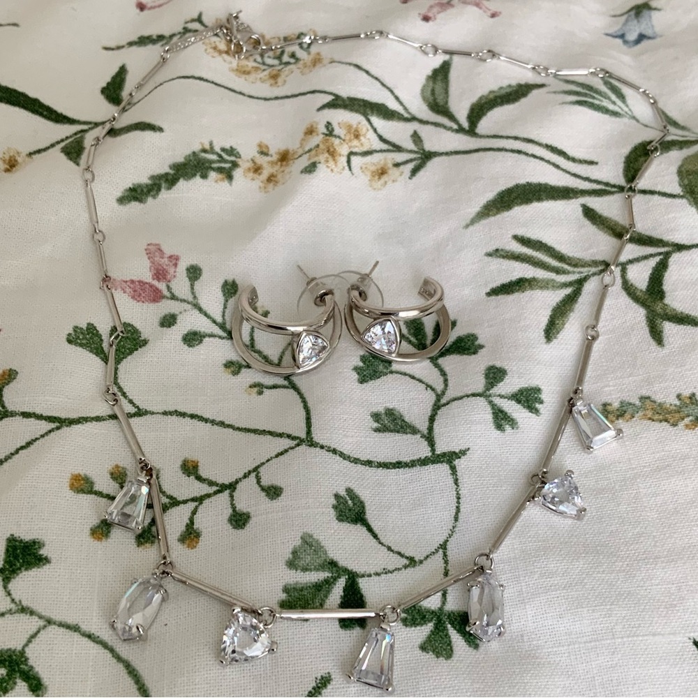 Authentic Kendra Scott Blair Jewel Strand Necklace